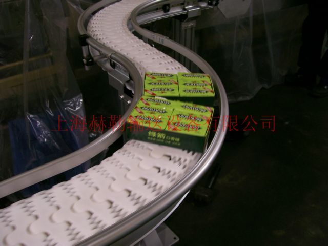 柔性鏈板能停止高精度的運動，其各鏈節(jié)的磨損伸長平均，能保持十分高的運動精度。